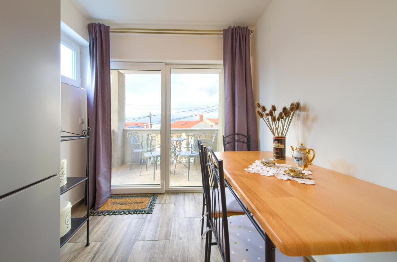 Retro Apartment 瓦比尼科 外观 照片
